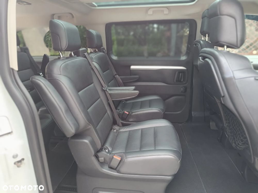 Peugeot Traveller 2.0 BlueHDi Long Business Vip - 35