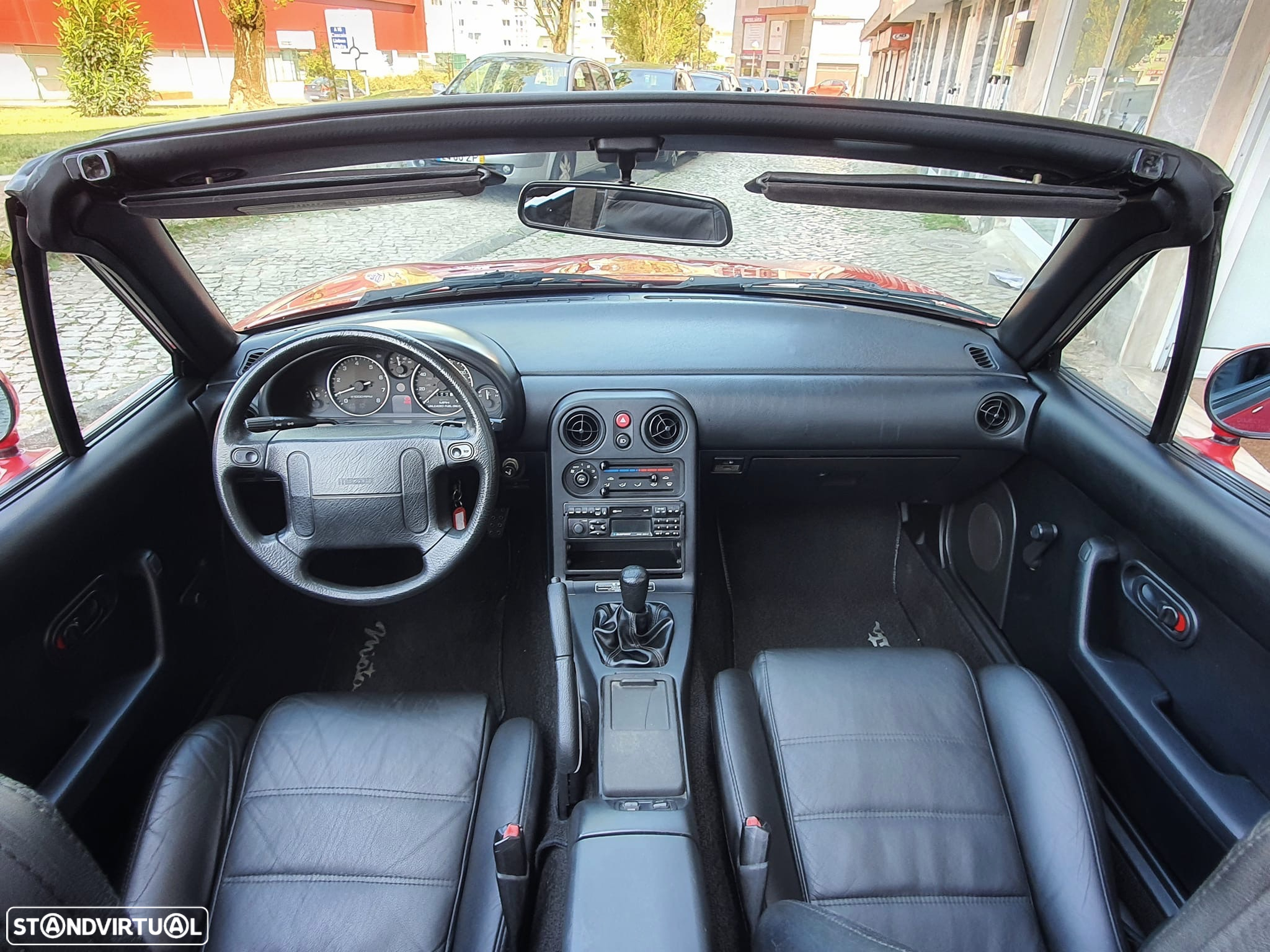 Mazda MX-5 1.6 - 9