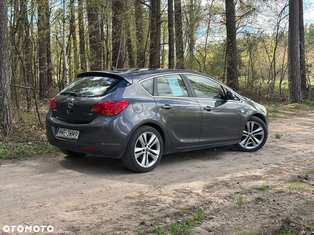 Opel Astra 1.7 CDTI Cosmo - 14