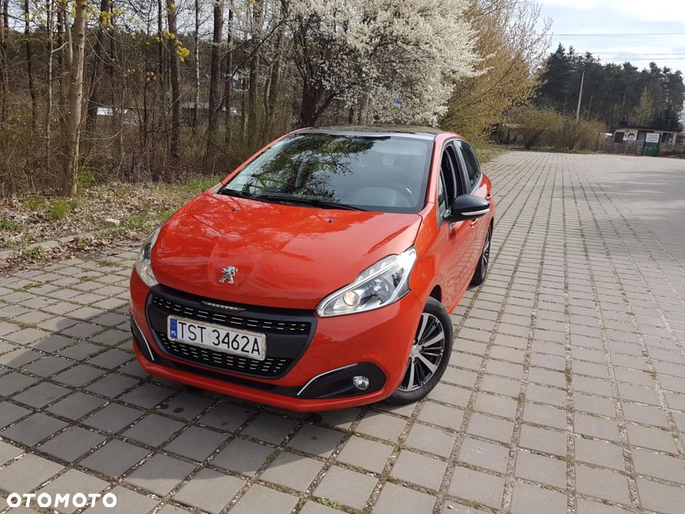Peugeot 208 PureTech 82 Allure - 1