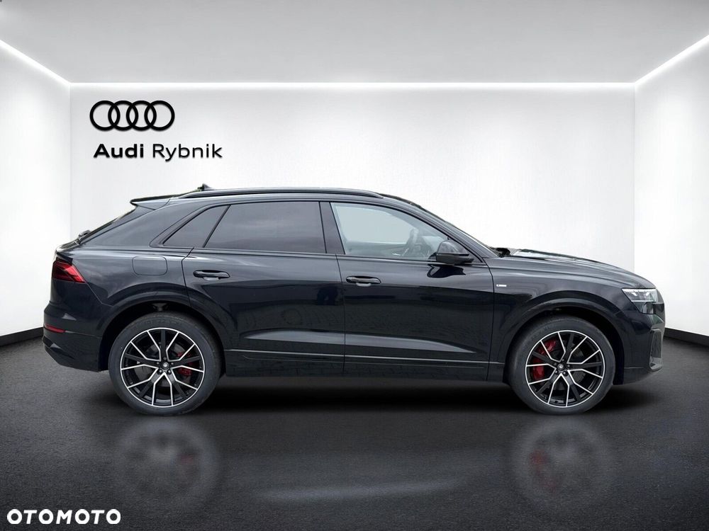 Audi Q8 - 7