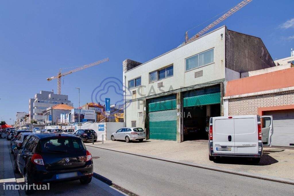 Armazém com 417 m2 na Rua Heróis de França / Matosinhos para construçã - Grande imagem: 5/12