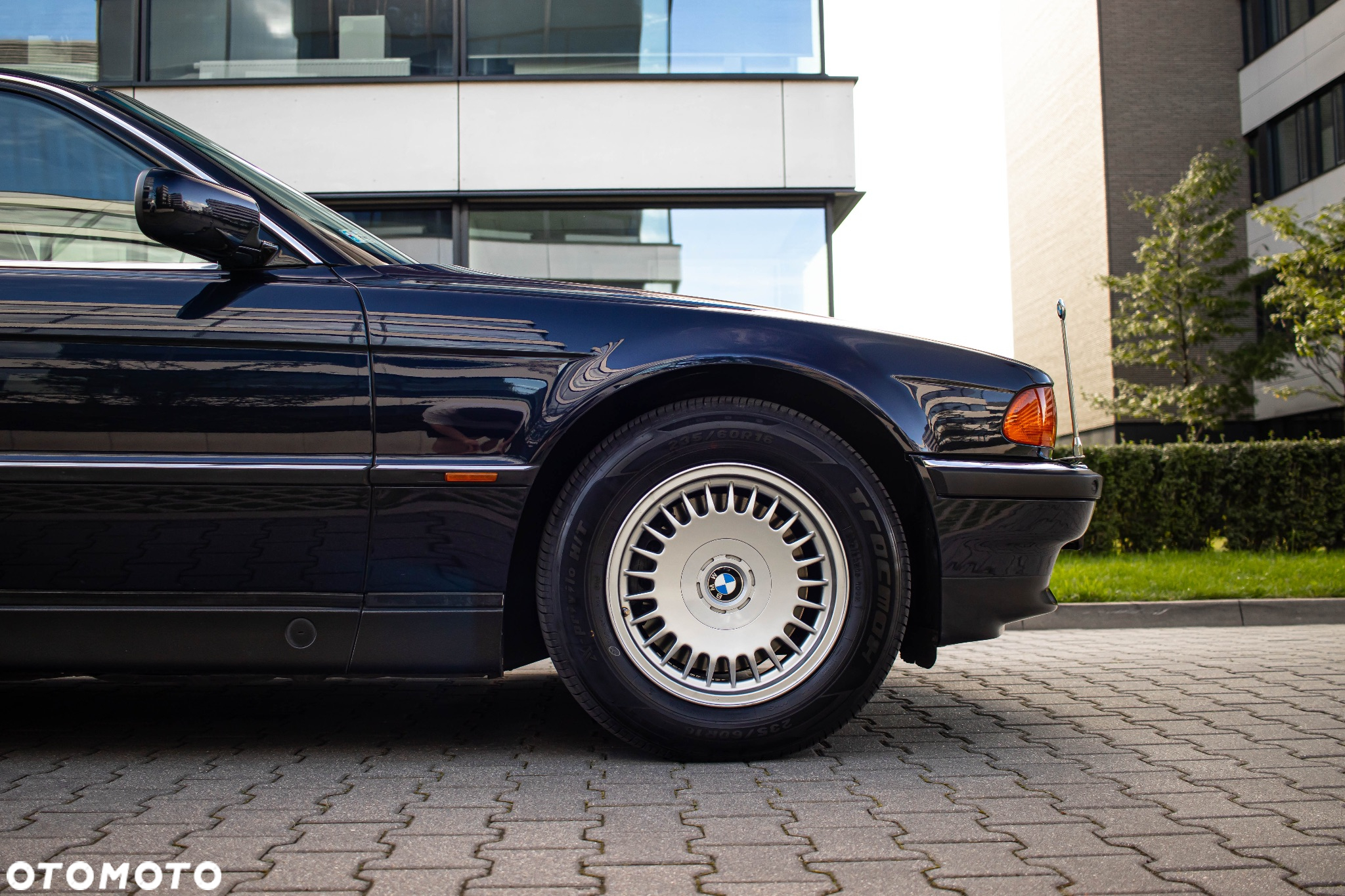 BMW Seria 7 750iL - 9