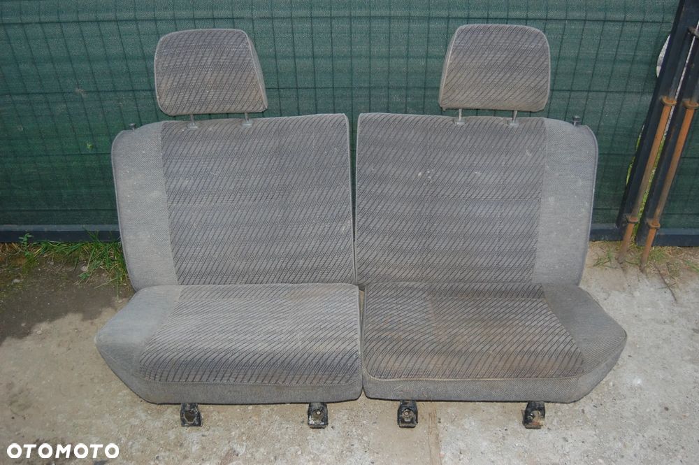 TOYOTA 4RUNNER II - Kanapa tytł - 1