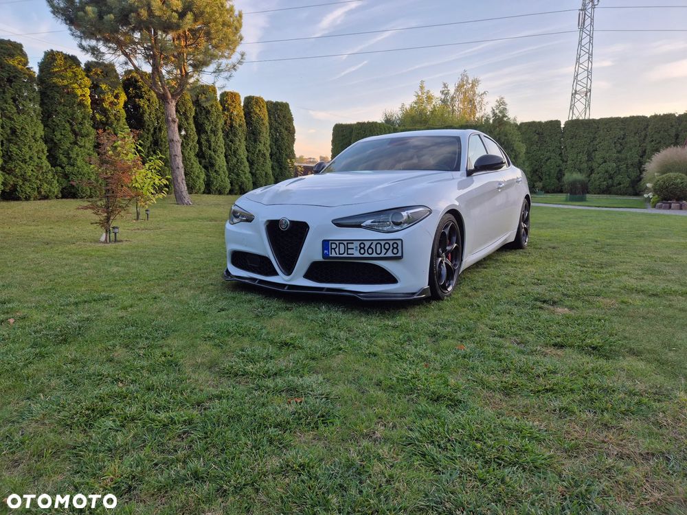 Alfa Romeo Giulia - 14