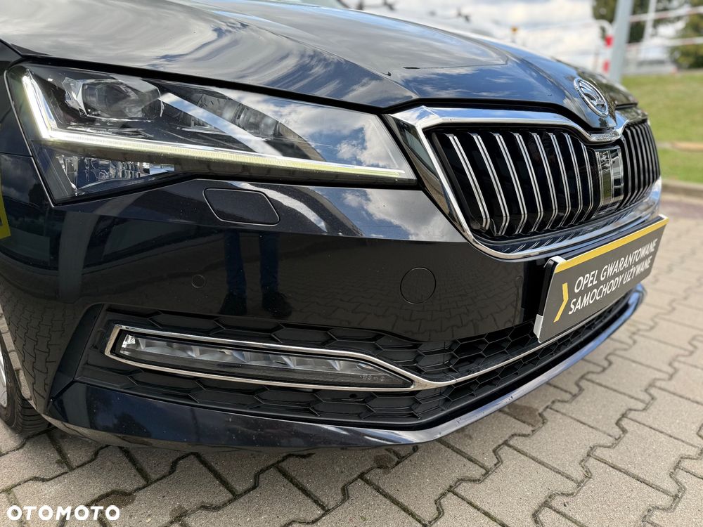 Skoda Superb 2.0 TDI DSG Ambition - 9