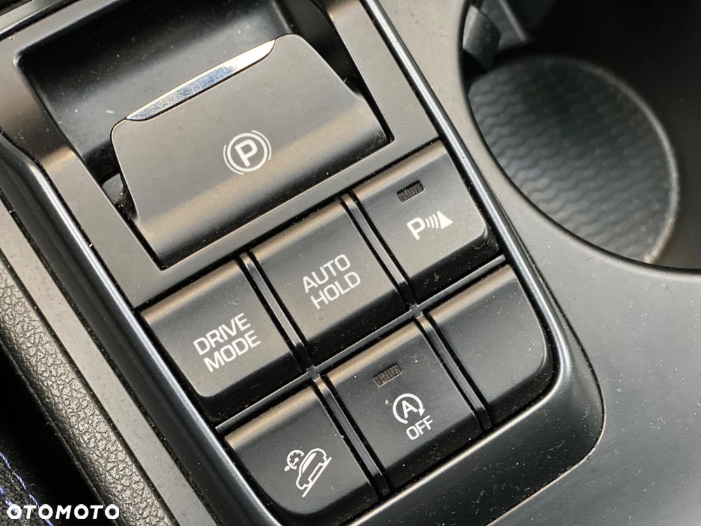 Hyundai Tucson 1.7 CRDI BlueDrive Style 2WD DCT - 32