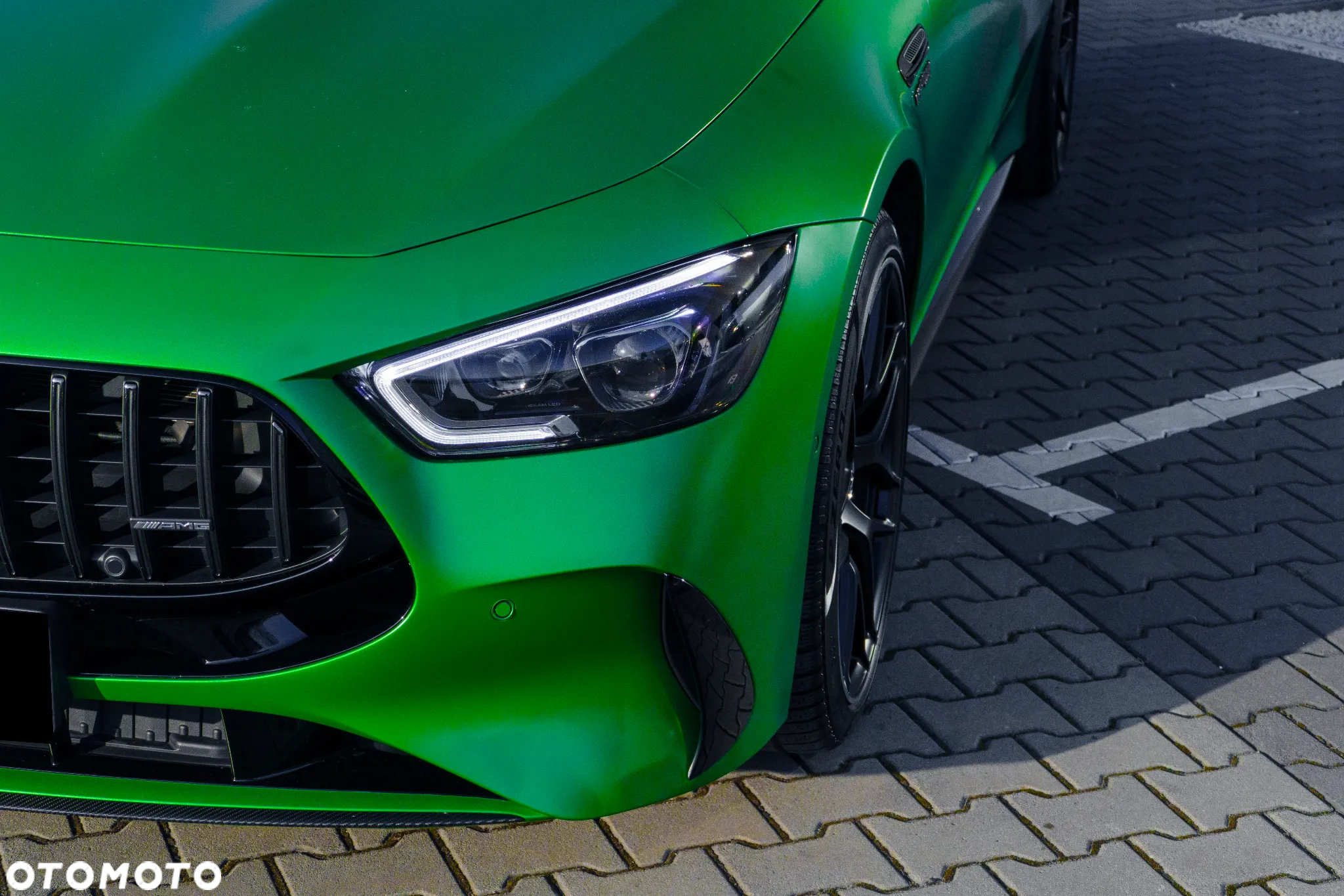 Mercedes-Benz AMG GT - 6