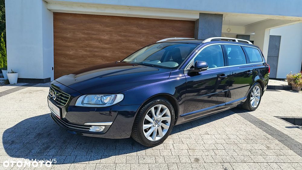 Volvo V70 D4 Geartronic Summum - 1