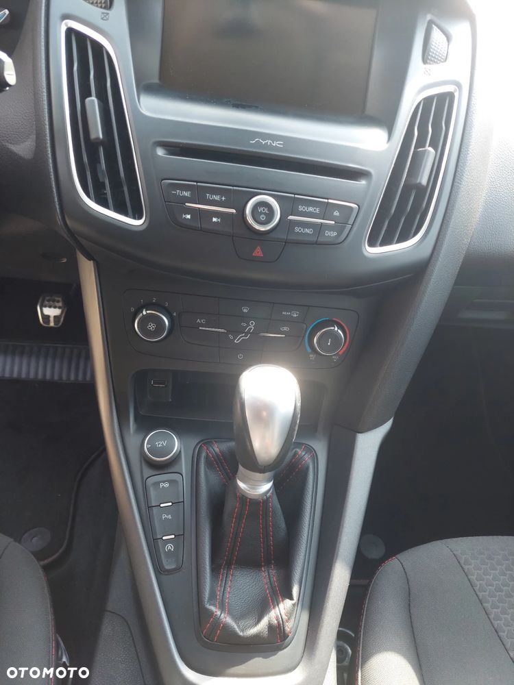 Ford Focus 1.5 EcoBoost STart-Stopp-System ST-LINE - 13