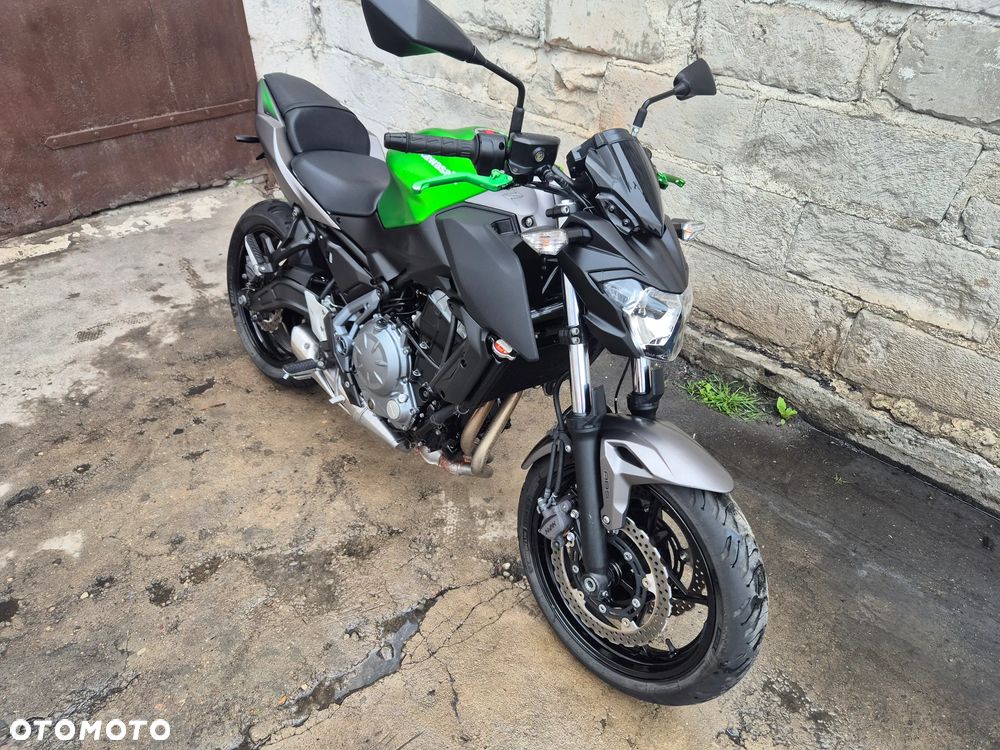 Kawasaki Z 650 - 15