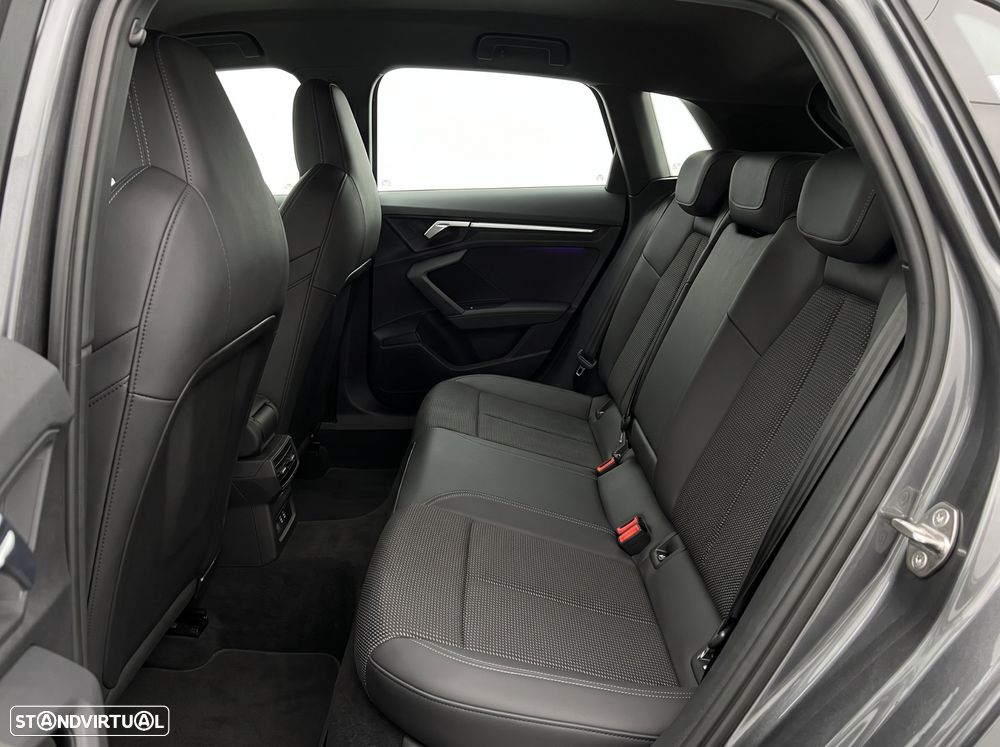 Audi A3 Sportback 40 TDI quattro S tronic S line - 14