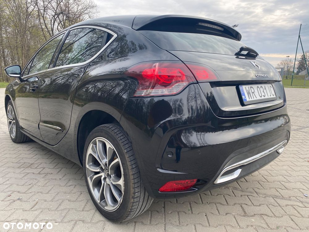 Citroën DS4 1.6 e-HDi SoChic MCP - 12