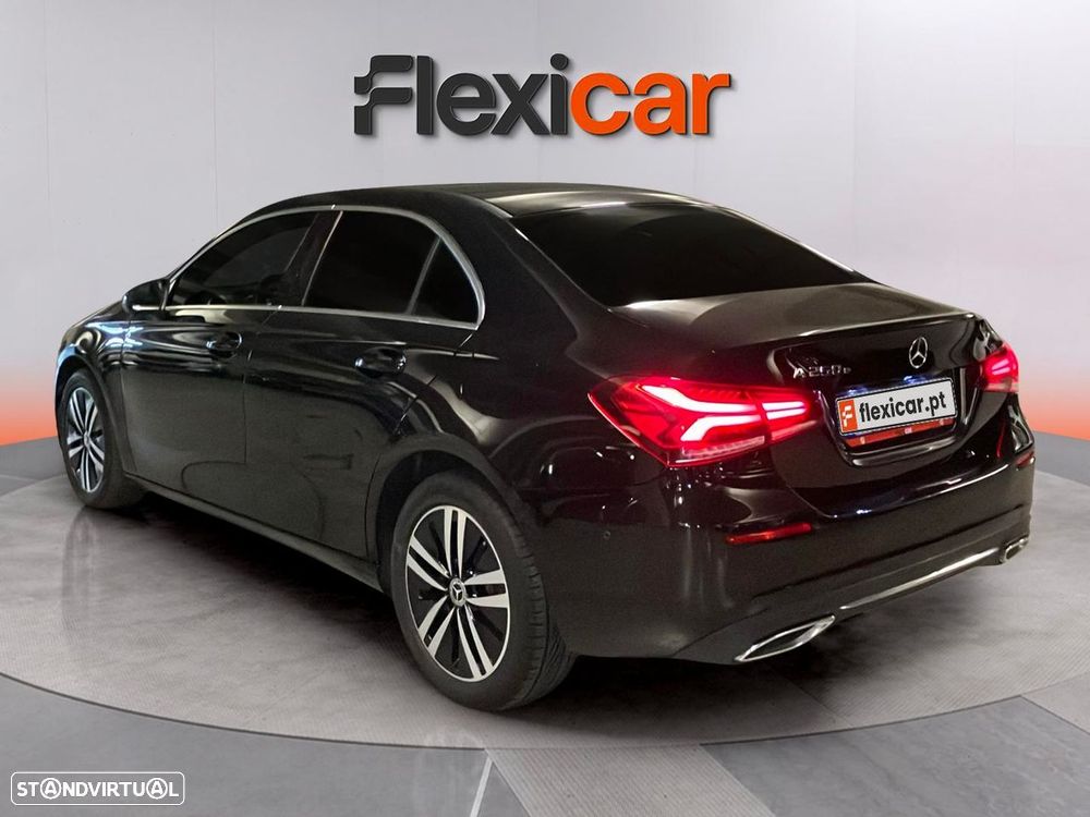 Mercedes-Benz A 250 Limousine - 5