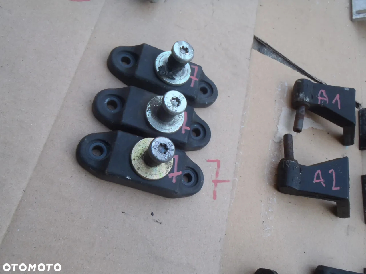 zawias zamek maski drzwi klapy aixam ligier chatenet simpa beriel nova xtoo xtu baroder microcar jDM Grecav Bellier 741 - 18
