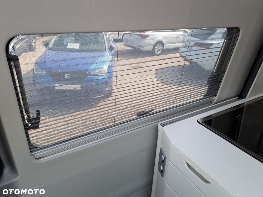 Volkswagen Grand California Grand California 600 DMC 3500kg silnik: 2,0 l TDI EURO VI-e SCR / 163KM/skrzynia biegów: Przedni napęd automatyczna 8-biegowa rozstaw osi: 3640 mm - 38