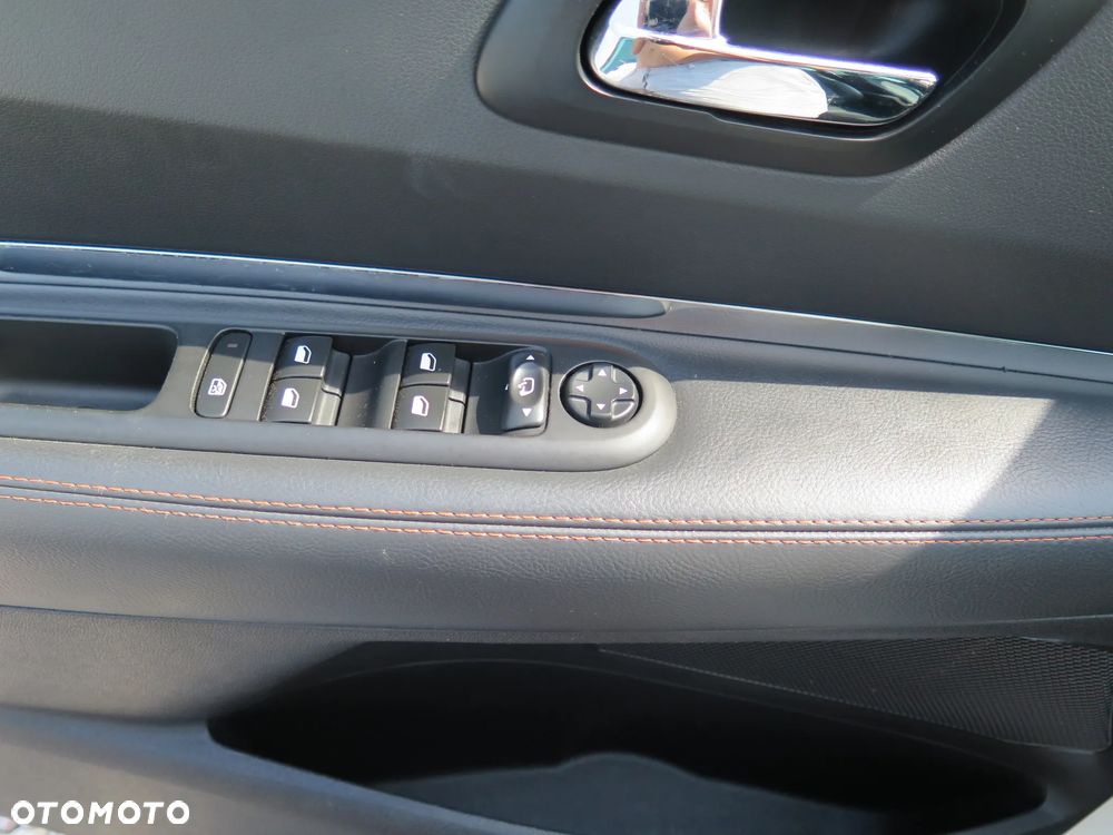 Peugeot 3008 HDi FAP 115 Napapijri - 26