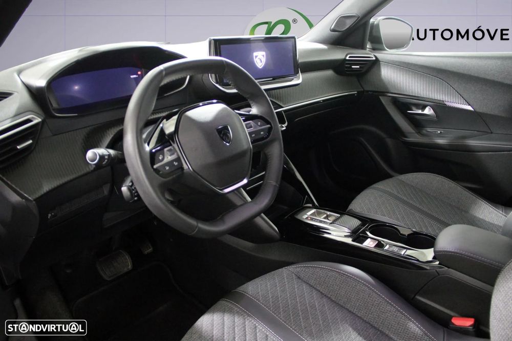 Peugeot e-2008 - 8