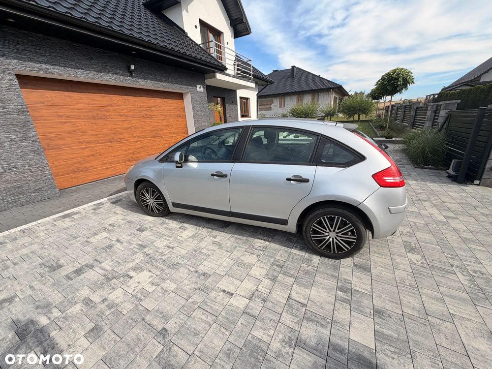 Citroën C4 1.6 HDi SX - 2