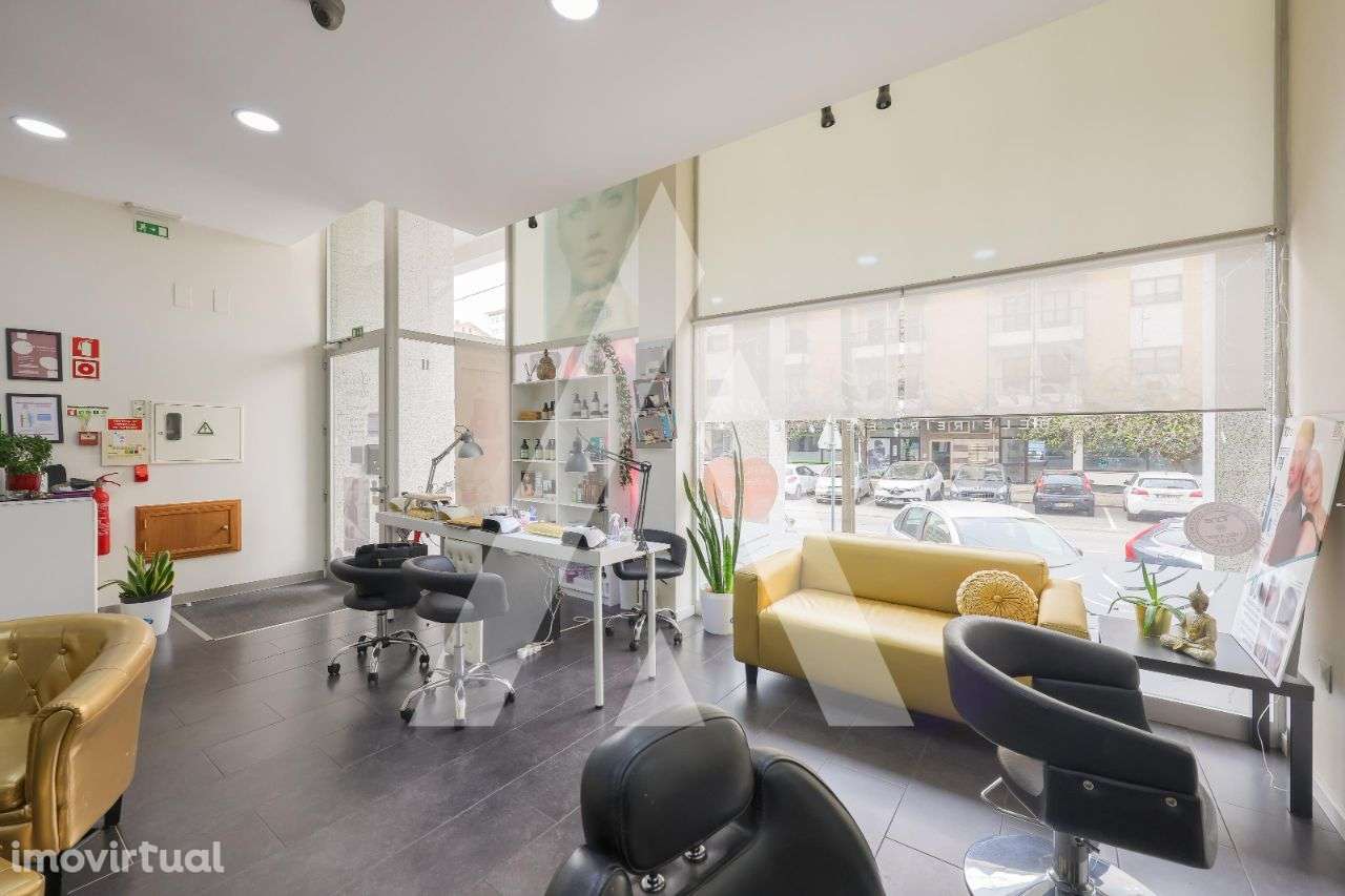 Cabeleireiro para trespasse próximo do Glicínias - Grande imagem: 2/19