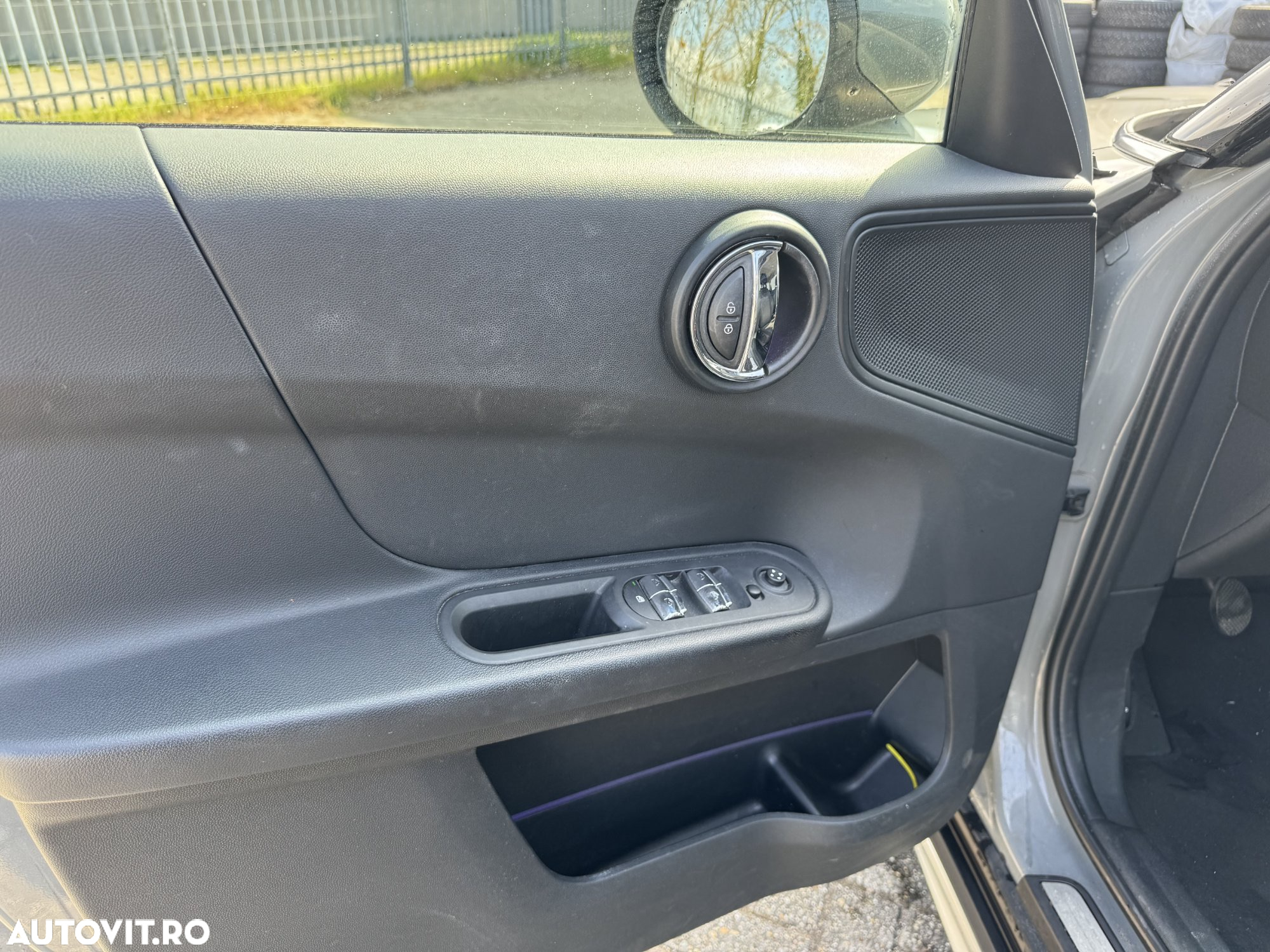 Mini Countryman One Classic Trim - 13