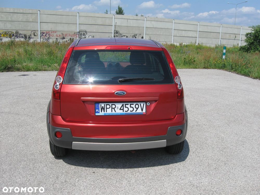 Ford Fiesta - 4