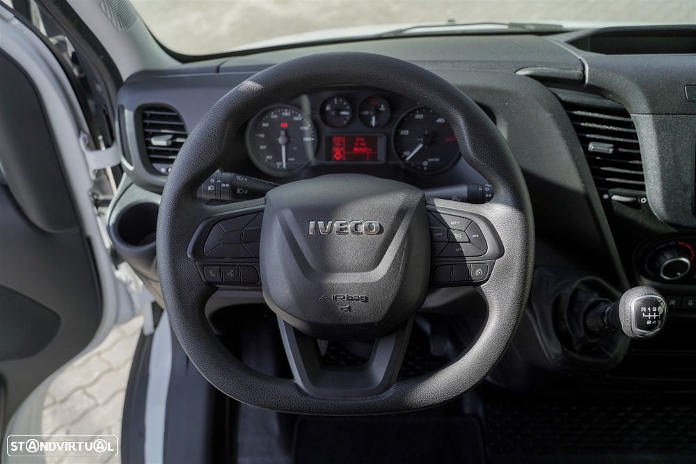 Iveco Daily 2.3 35C16V 4100 18m3 - 13