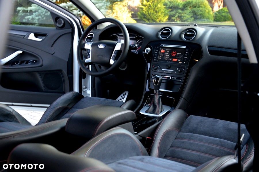 Ford Mondeo 2.0 EcoBoost Titanium S - 26