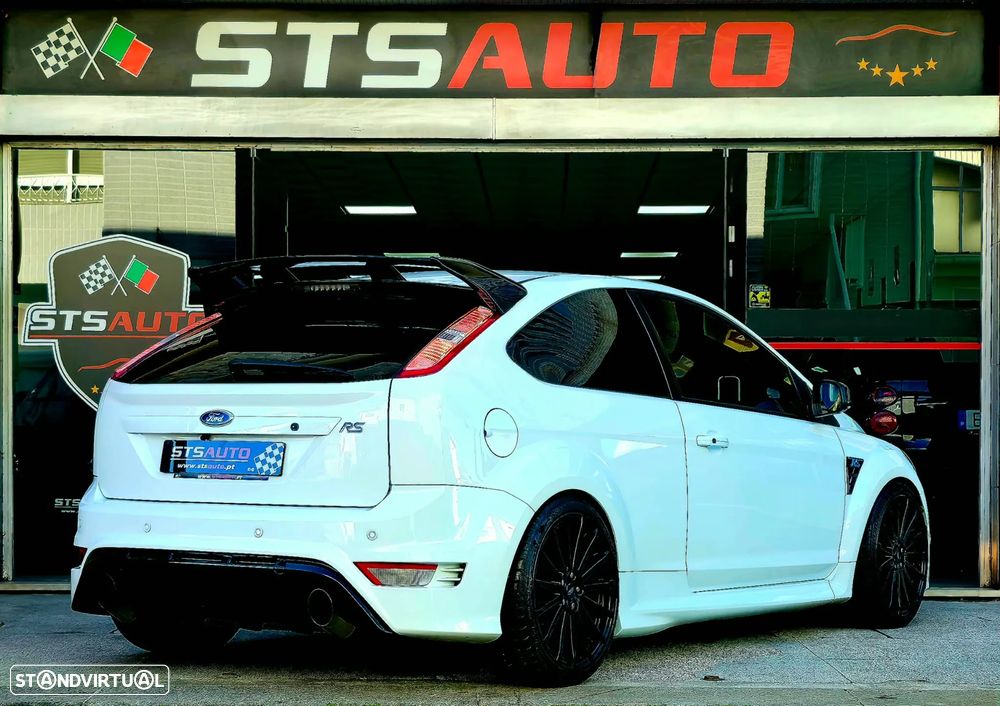 Ford Focus 2.5 T RS - 54