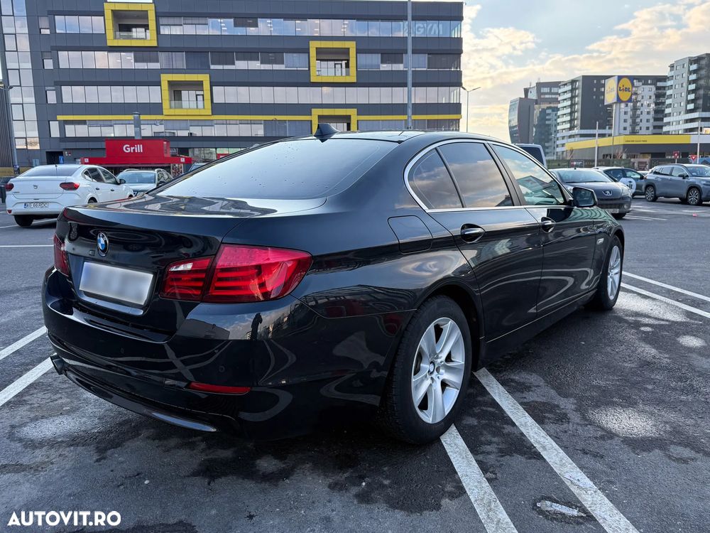 BMW Seria 5 520d Aut. - 3