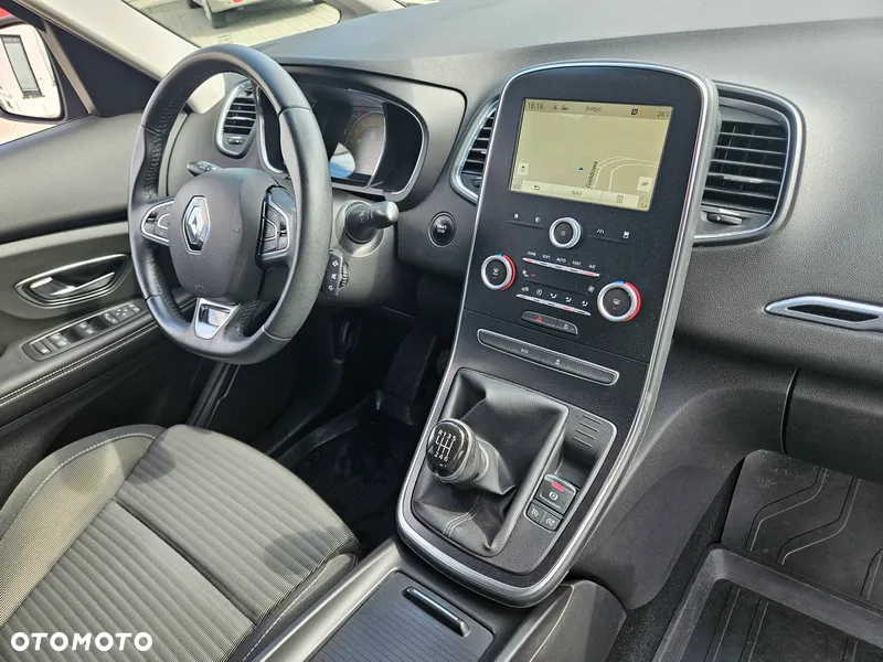 Renault Scenic - 6