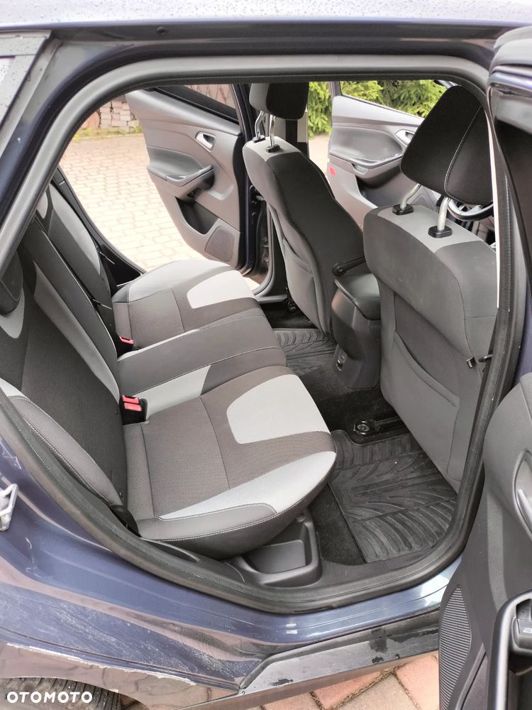 Ford Focus 1.6 TDCi DPF Start-Stopp-System Champions Edition - 10