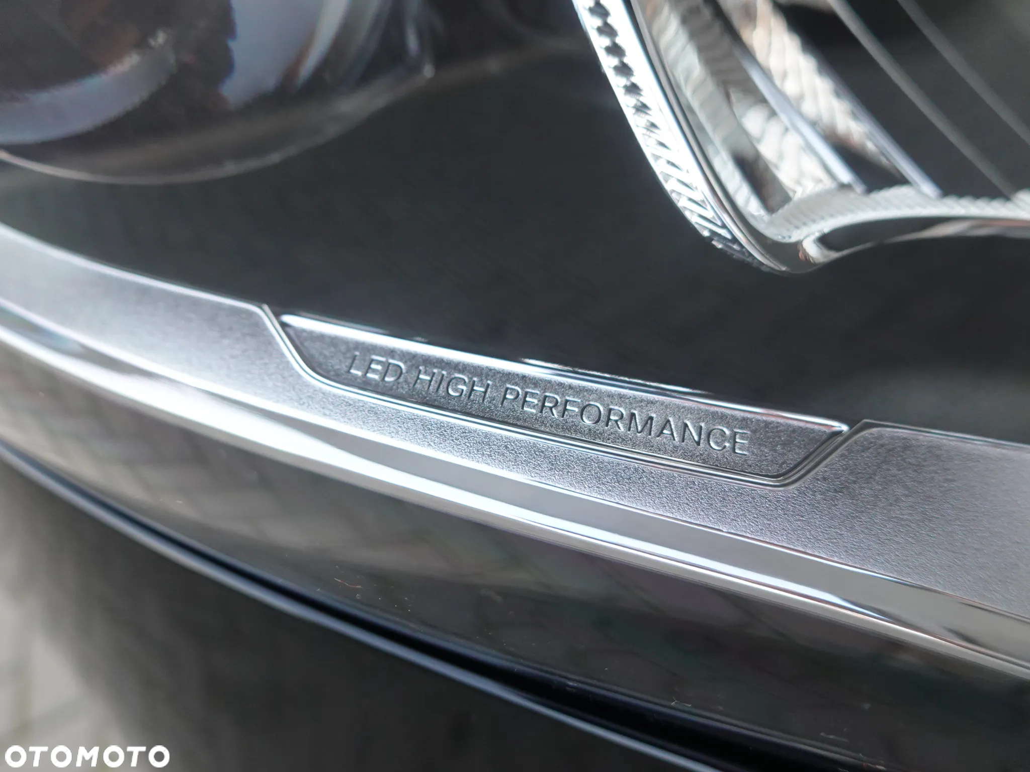 Mercedes-Benz GLA 200 7G-DCT AMG Line - 33