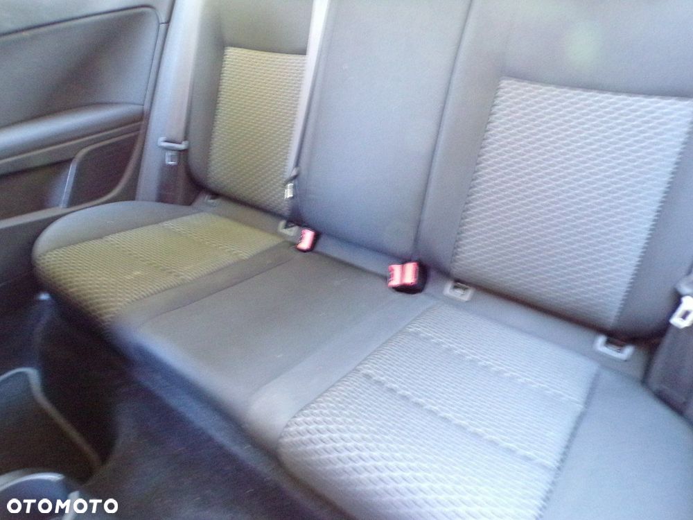 Volkswagen Golf - 23