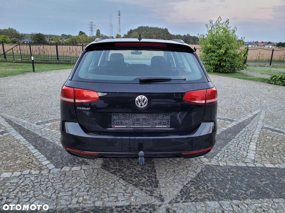 Volkswagen Passat 2.0 TDI SCR DSG Comfortline - 38