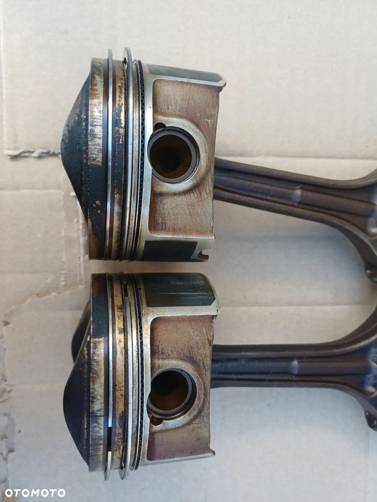 Tłok korbowód Audi A3 8P A4 B7 GOLF V PASSAT B6 2.0 TFSI BGB 82P41 06DA - 13