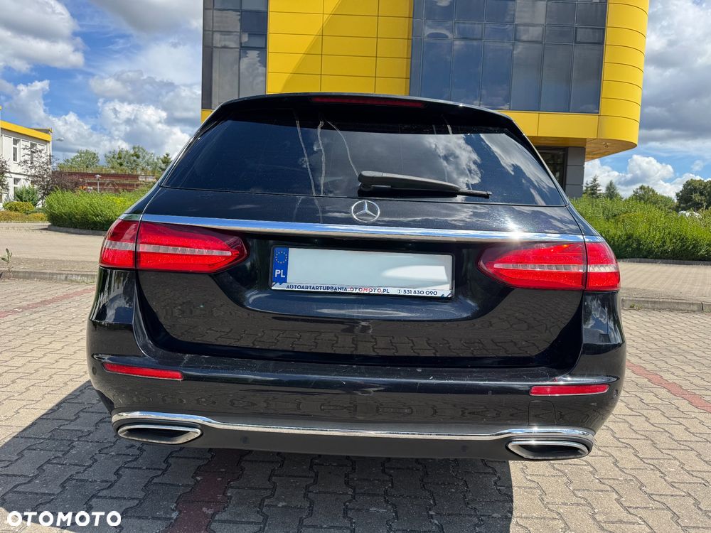 Mercedes-Benz Klasa E 220 d 4-Matic Avantgarde - 13