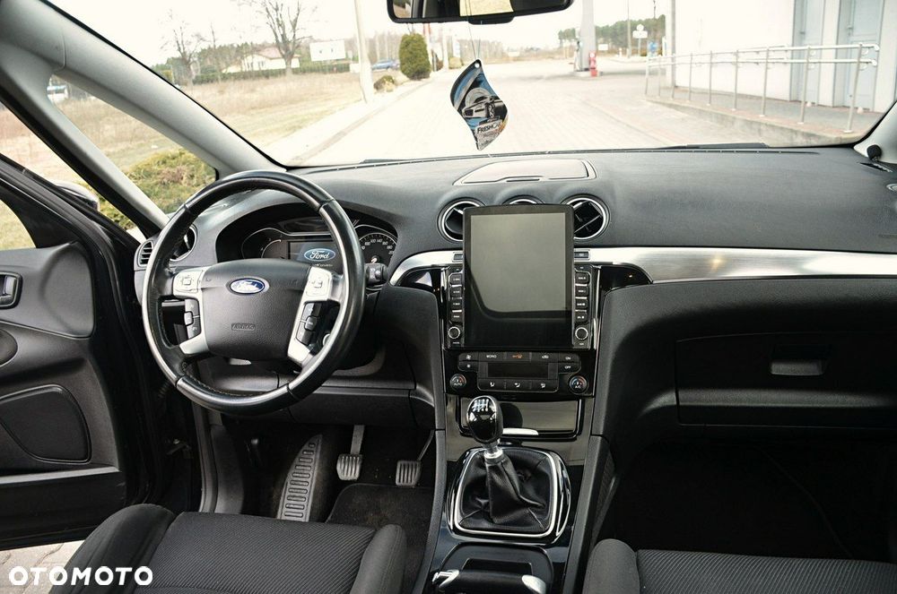 Ford S-Max - 18
