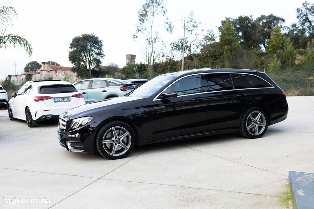 Mercedes-Benz E 300 de AMG Line - 4