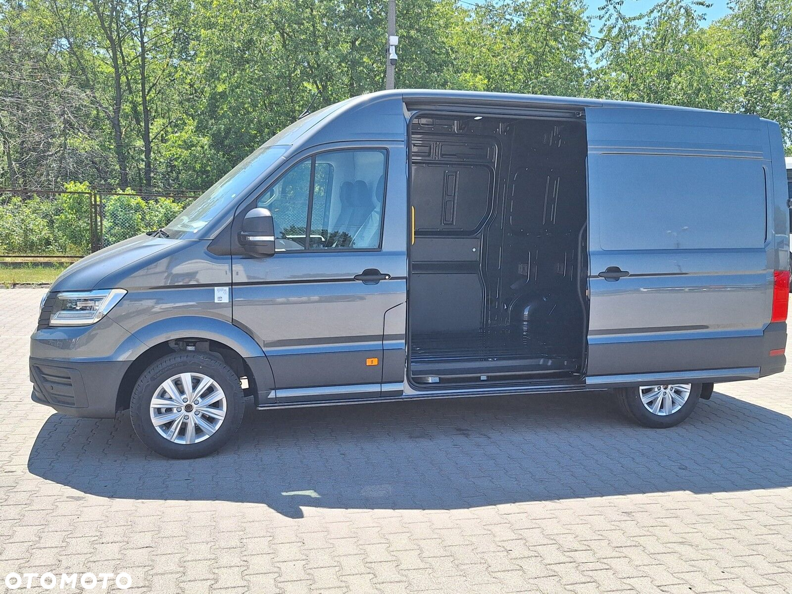 Volkswagen Crafter 35 furgon 177km Automat 3640 - 13