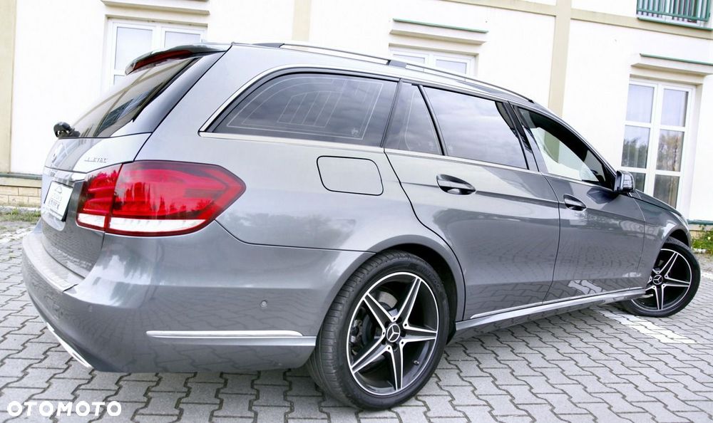 Mercedes-Benz Klasa E - 27