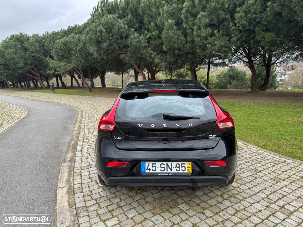 Volvo V40 2.0 D2 Kinetic Eco - 4