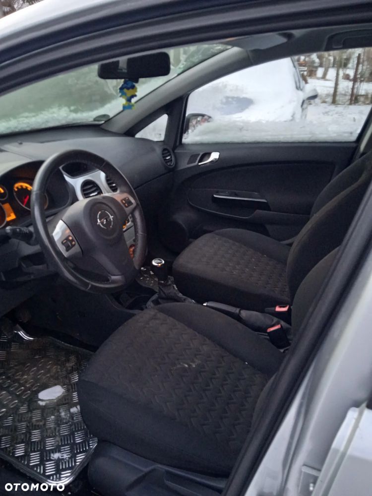 Opel Corsa 1.2 16V Cosmo - 10