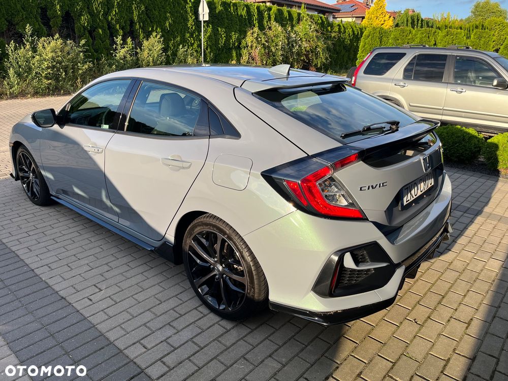 Honda Civic 1.5 i-VTEC Turbo CVT Sport Plus - 4