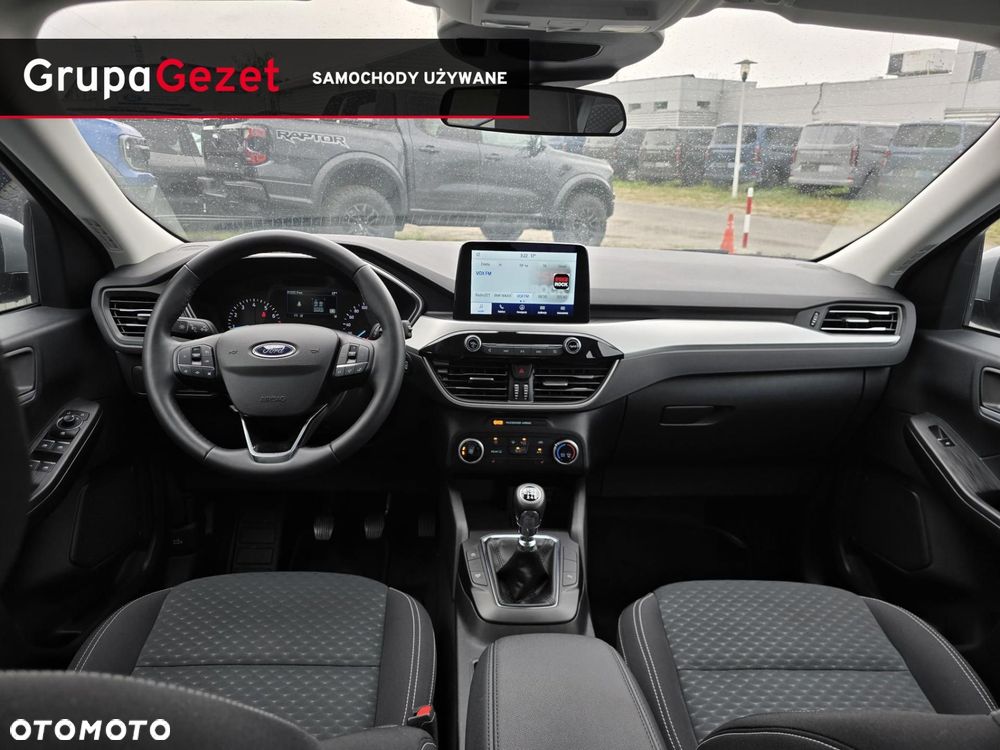 Ford Kuga - 9