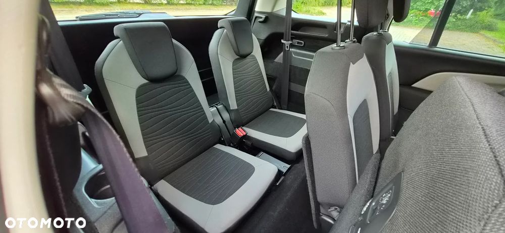 Citroën C4 Grand Picasso 1.6 e-HDi Exclusive - 22