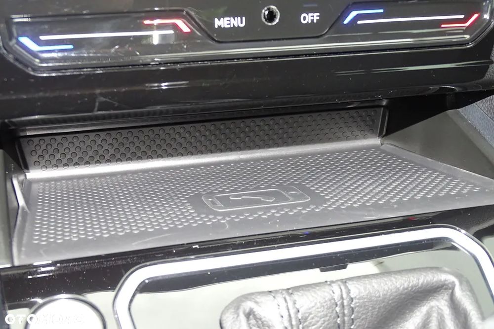 Volkswagen Passat - 28