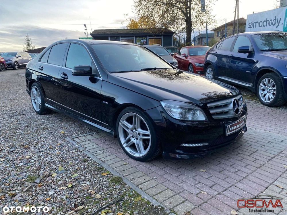 Mercedes-Benz Klasa C 250 CDI 4Matic 7G-TRONIC Avantgarde Edition - 41