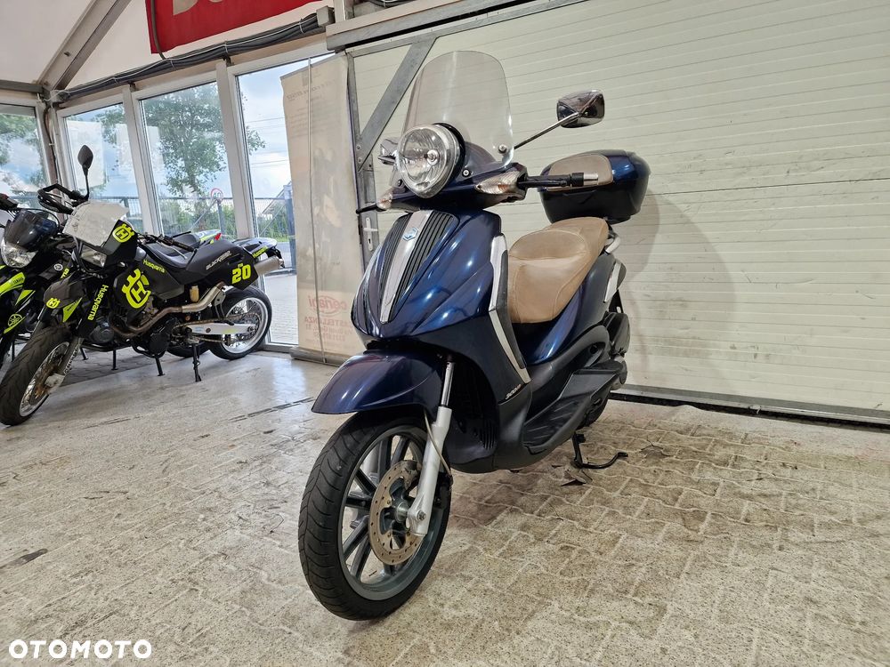 Piaggio Beverly - 4