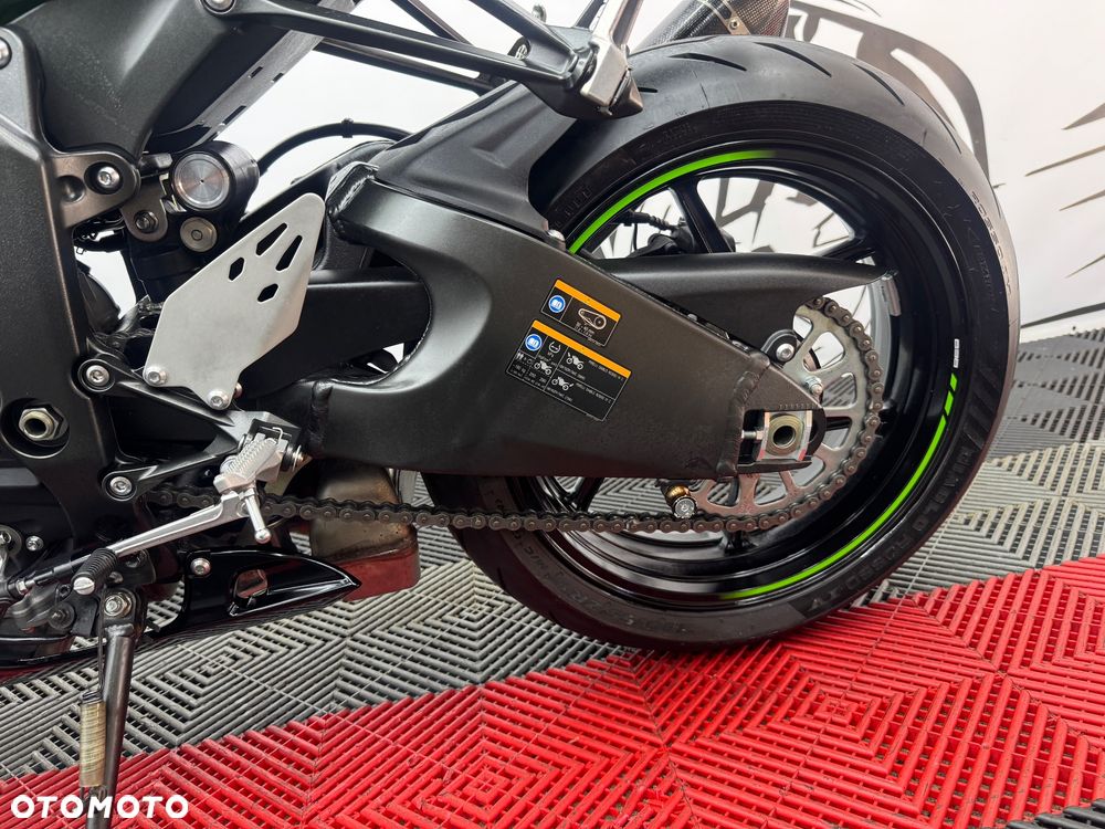 Kawasaki ZX - 16